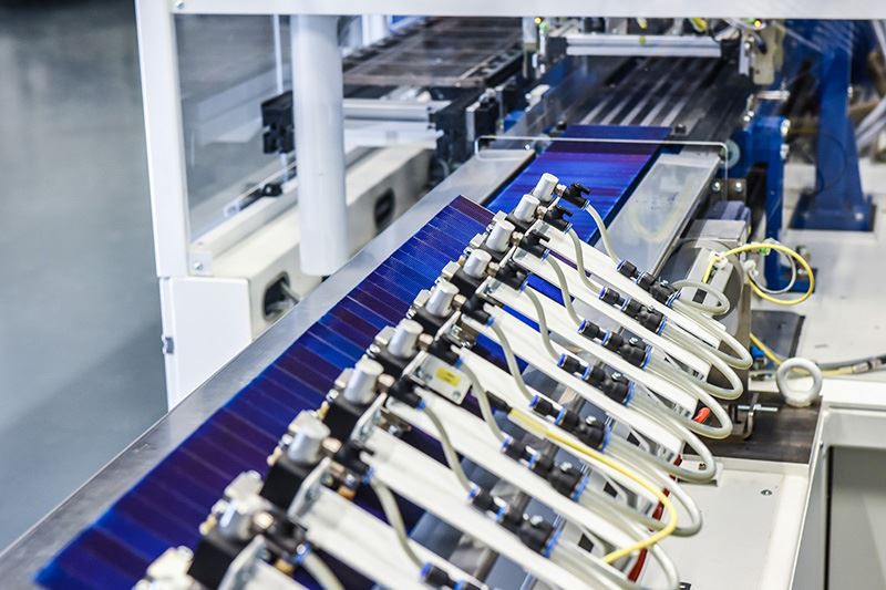 Adhesive Process Developed for Shingle Solar Cell Technology 8