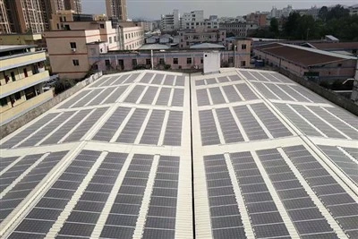 Βιομηχανικό ηλιακό σύστημα αποθήκευσης 50kw